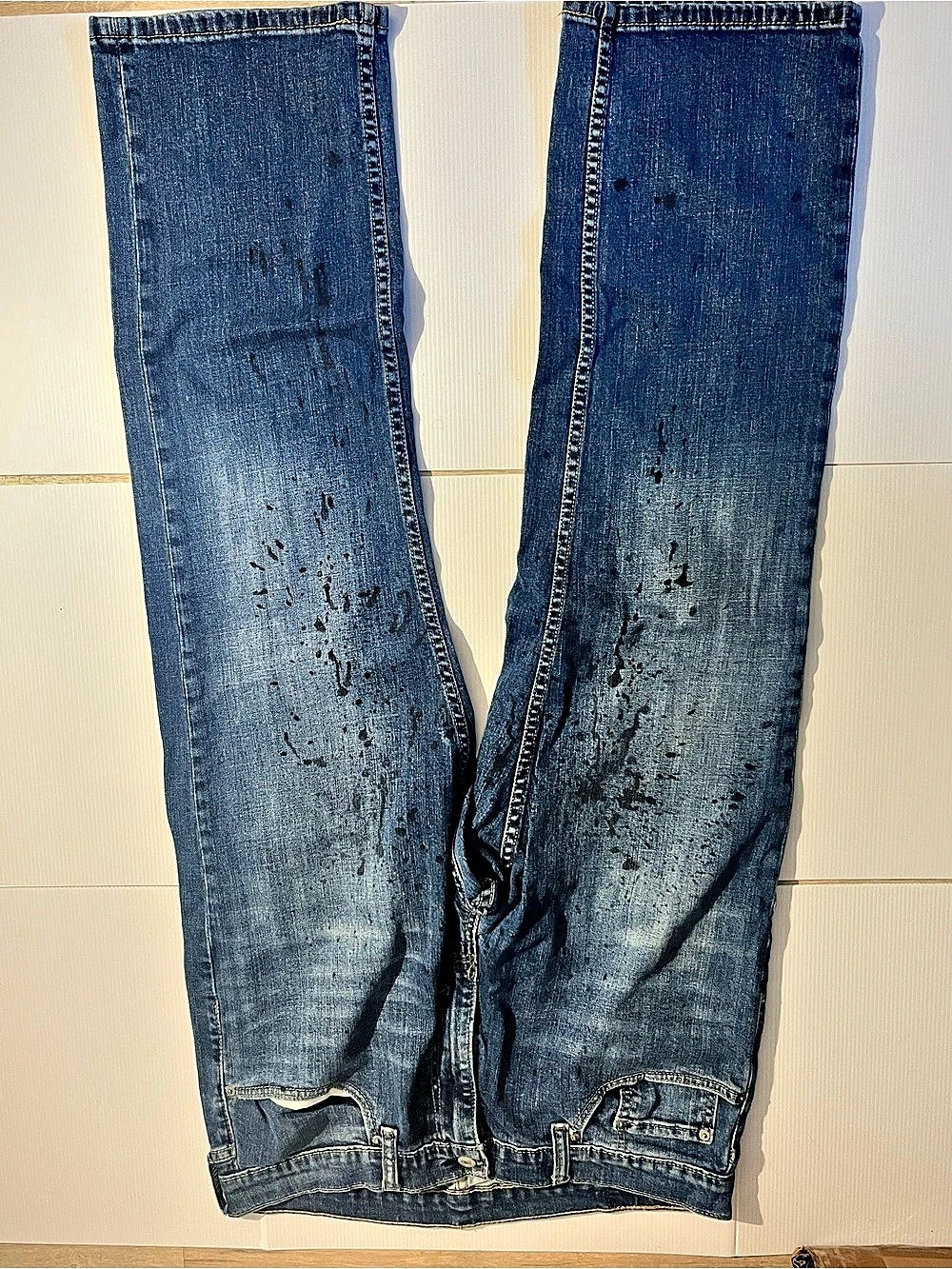 Levi's Distressed Paint Splattered Blue Boot Cut Jeans